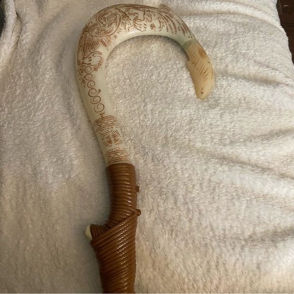 Disney Moana Maui’s Magical Fish Hook Lights Sounds Sword Jakks Pacific Toy 20" - Picture 3 of 6